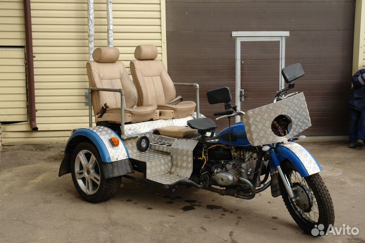 Трицикл Урал