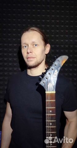 Преподаватель по гитаре / электрогитаре