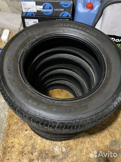Bridgestone Dueler H/T 687 225/65 R17