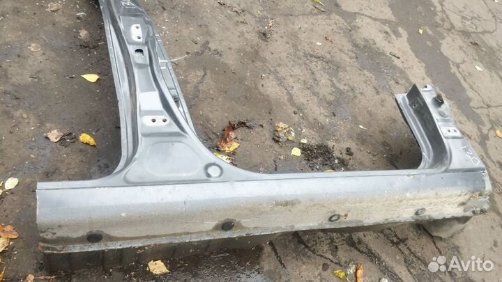 Порог правый Hyundai i30 FD