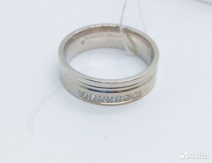 Золотое кольцо с камнем 17,5р