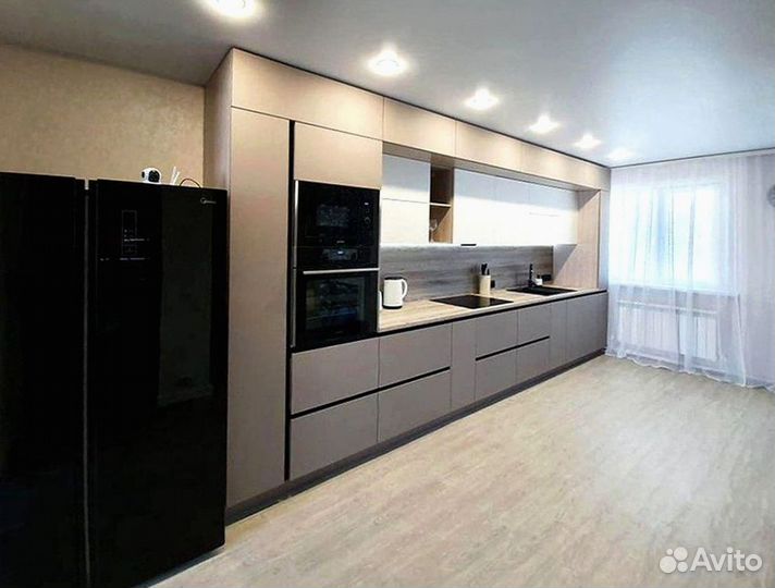 Кухонный гарнитур в современном стиле на заказ