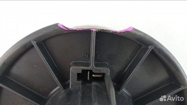 Мотор печки Mazda Demio DW3W