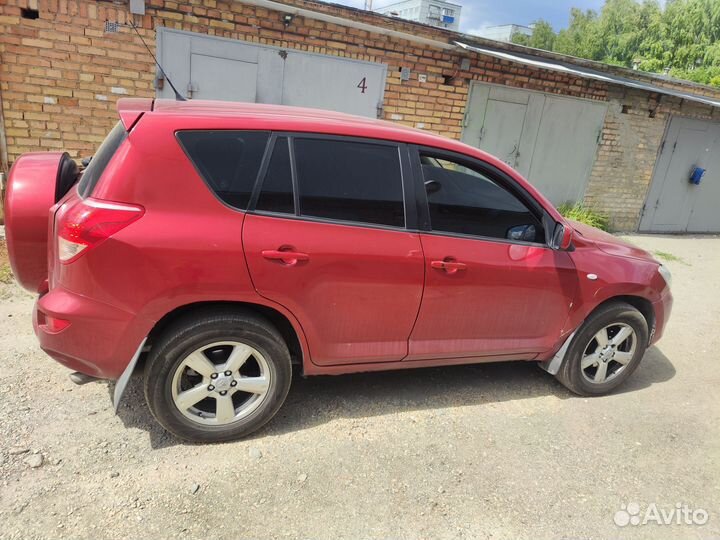 Toyota RAV4 2.0 AT, 2008, 228 000 км