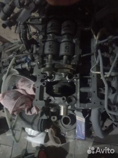 Двигатель G9T в разборе