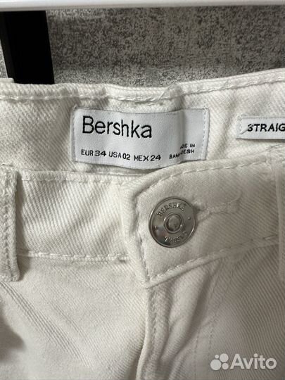 Джинсы bershka