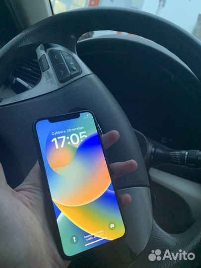 iPhone X, 64 ГБ