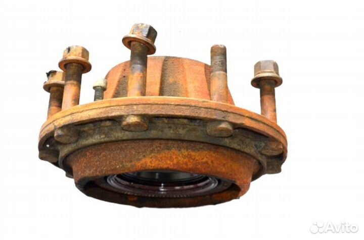 Ступица ведущего моста барабанные тормоза, правая