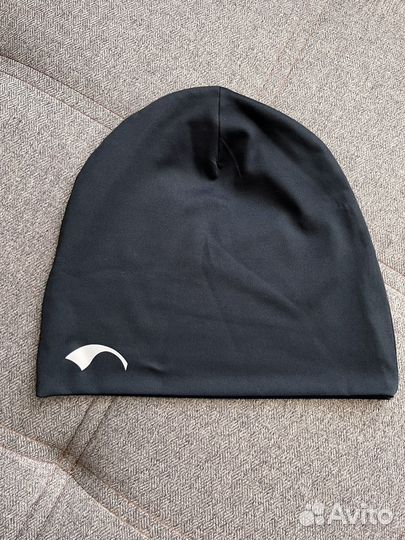 Шапка спортивная