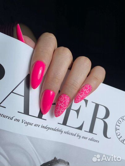 Маникюр,педикюр