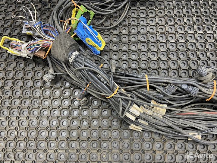 1495489 Проводка шасси основная Scania 5-series