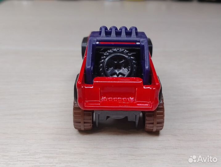 HotWheels. Ford Bronco (2021 - н.в.) красный