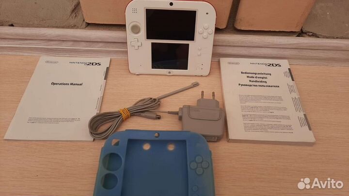 Nintendo 2DS прошитая + игры