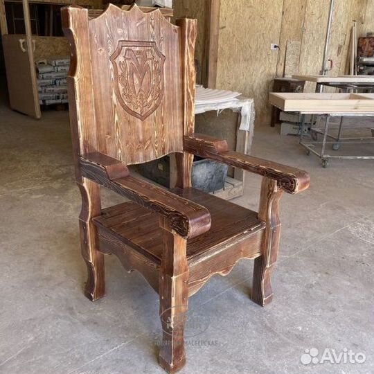 Кресла натуральное дерево