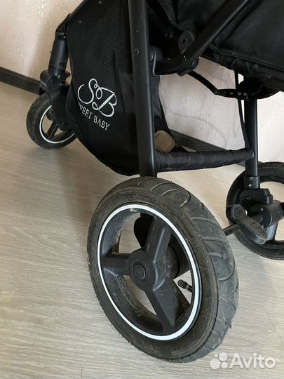 Всесезонная прогулочная коляска