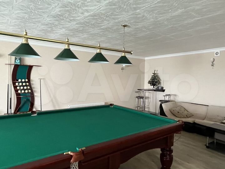 2-к. квартира, 85 м², 1/2 эт.