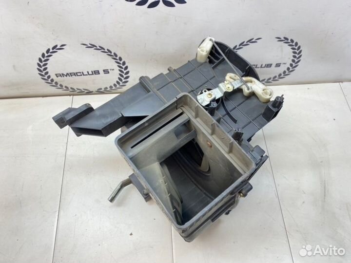 Корпус мотора печки Mazda Mpv 2.5 GY-DE 2001