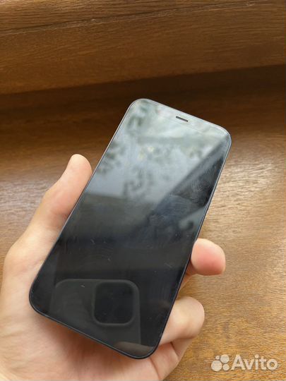Телефон iPhone 12 mini