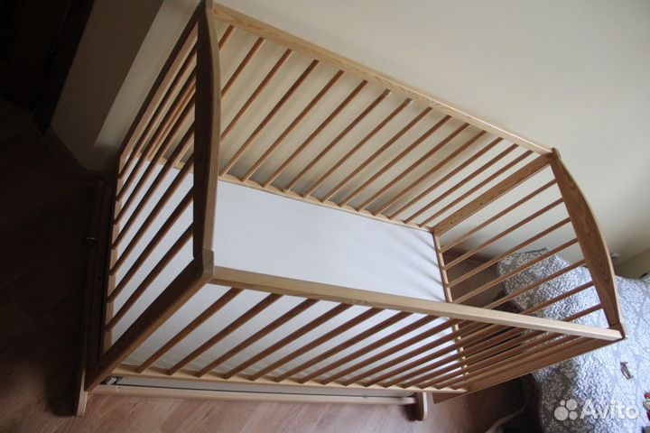 Детская кроватка Troll