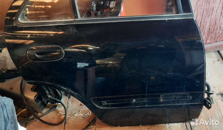 Дверь задняя правая для Nissan Almera