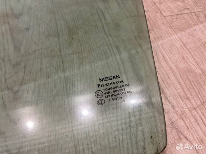 Стекло переднее левое Nissan Qashqai J10 HR16DE