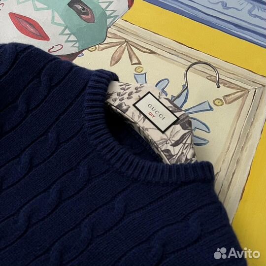 Синий свитер Gucci