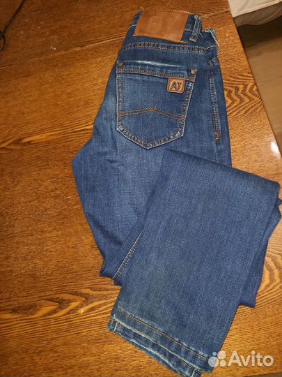 Джинсы на молодого человека, р. 180-182