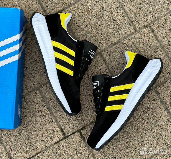 Кроссовки мужские adidas