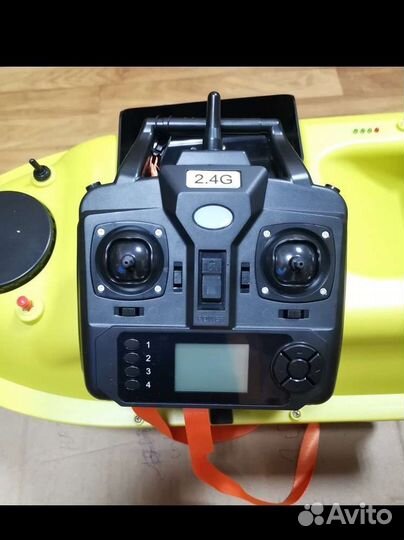 Кораблик для рыбалки d18c с gps