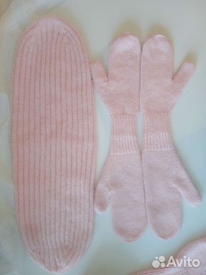 Комплект. Шапка и варежки. Пух норки