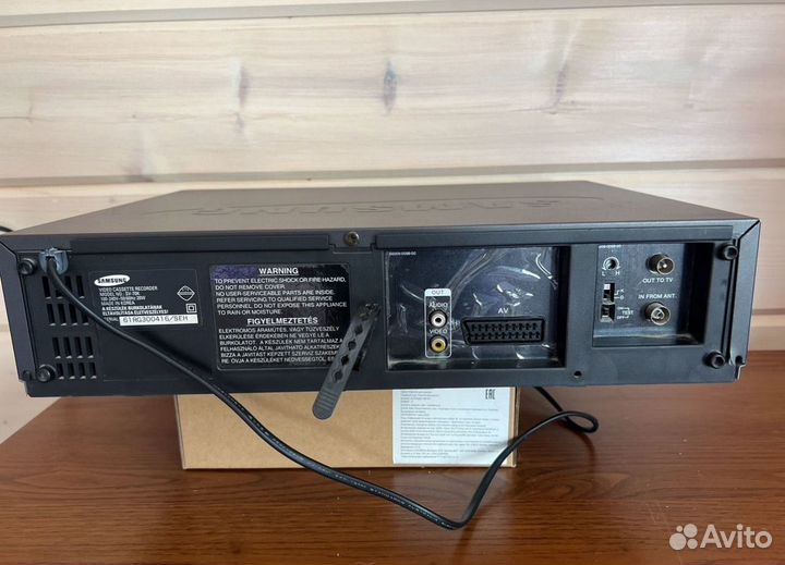 Видеомагнитафон Samsung SV-70 рабочий