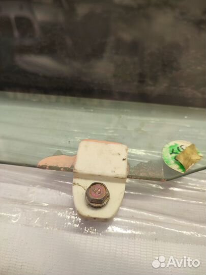 Стекло Honda CR-V