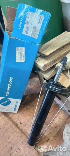 Амортизатор BMW E46