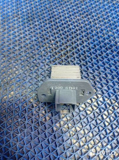 Резистор печки Chevrolet Aveo T200 хэтчбек F14D3