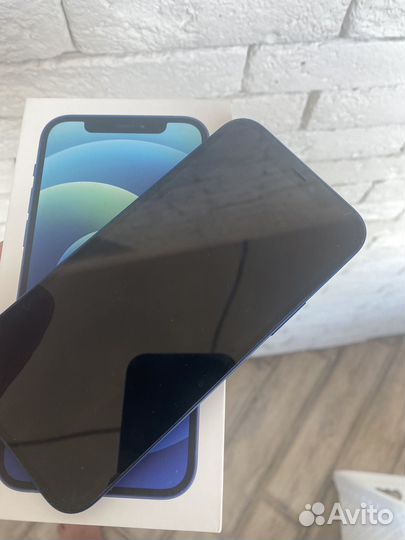iPhone 12, 64 ГБ
