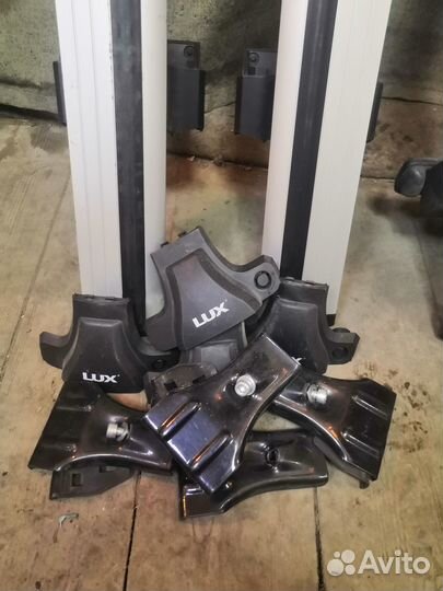 Багажник на крышу, рейленг