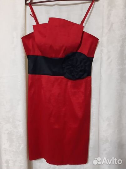 Нарядное коктейльное платье 46 размер