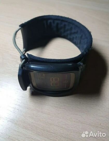 Смарт часы Swatch Deepzero Suvb100b