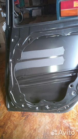 Дверь задняя правая kia