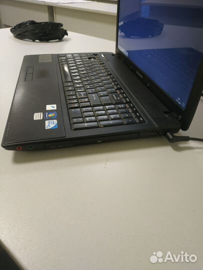 Ноутбук Lenovo g560