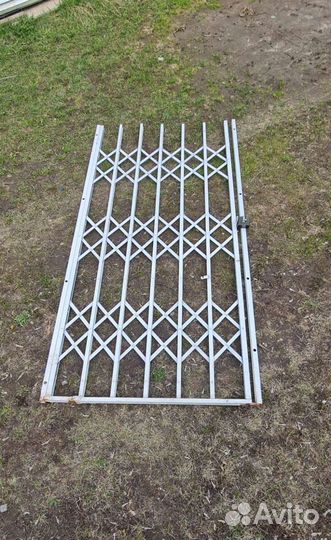 Раздвижная решетка на окна и двери