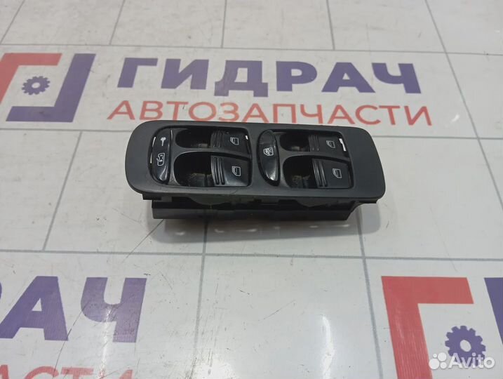 Блок управления стеклоподъемниками Porsche Cayenne (9PA) 95561315601