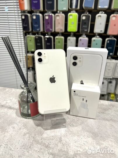iPhone 11, 64 ГБ