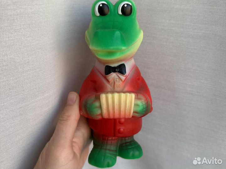 Собака и крокодил гена