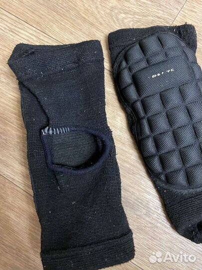 Наколенники детские