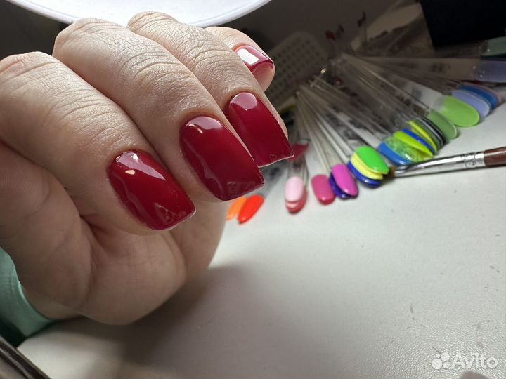 Маникюр, педикюр