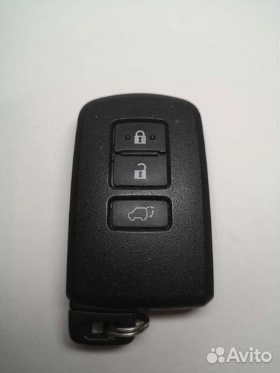 Ключ Toyota Highlander