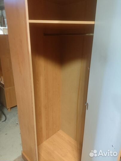 Продаётся угловой шкаф б/у.Доставка