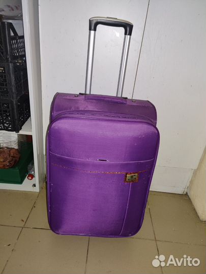Чемодан на колесах