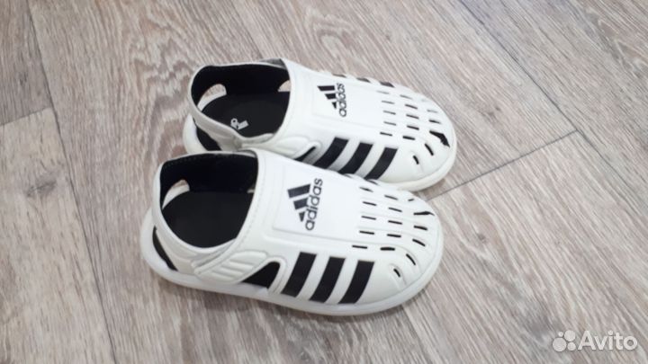 Сандали adidas детские
